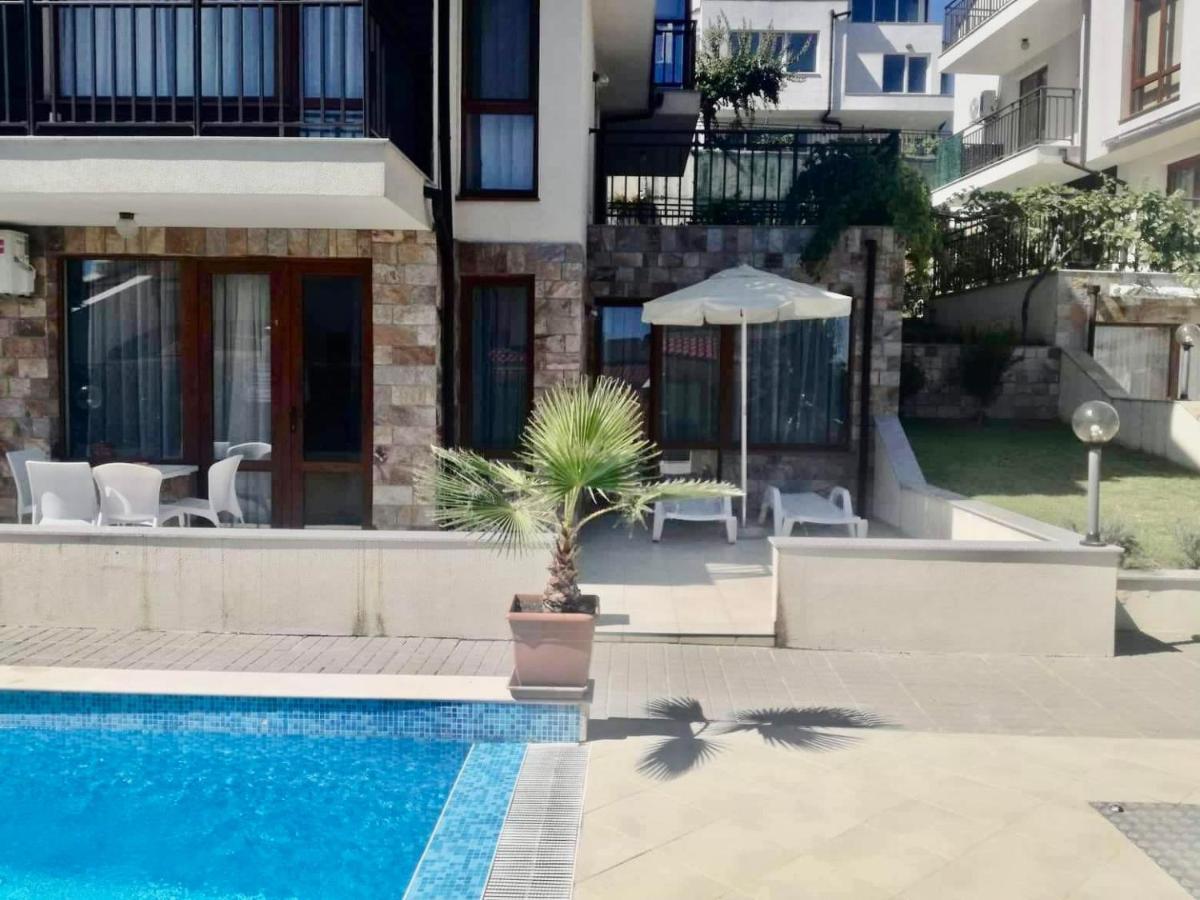 Apartments In Villas Apolon Sozopol Exteriör bild
